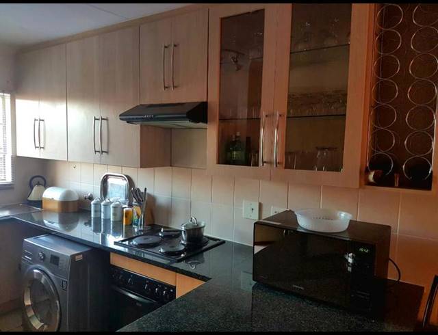 2 BEDROOM TOWNHOUSE FOR SALE IN AMBERFIELD